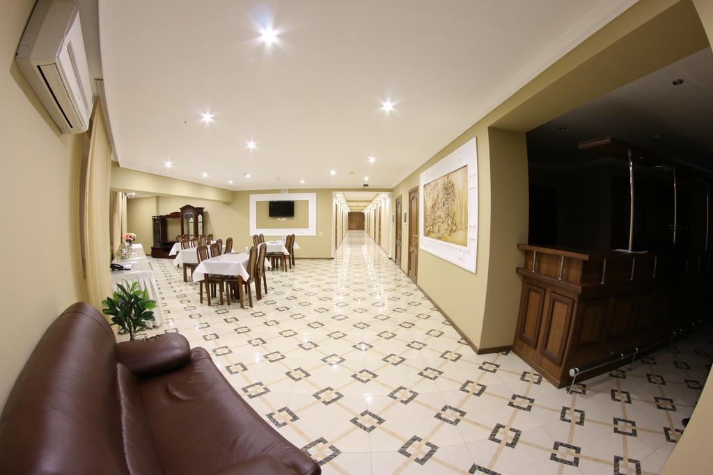Sky Luxe Hotel أستانا المظهر الخارجي الصورة